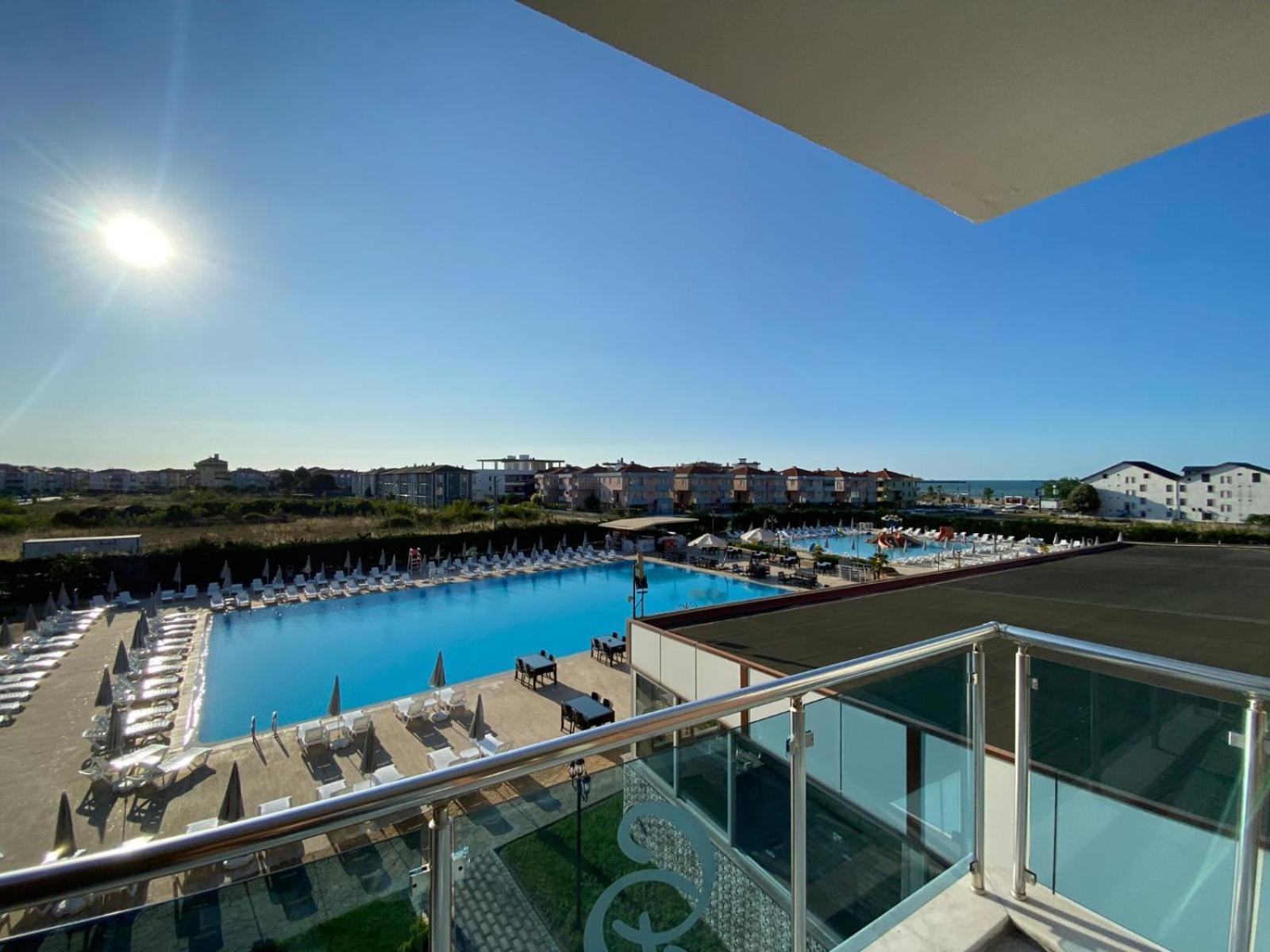 Carpediem Diamond Hotel Karasu Екстериор снимка